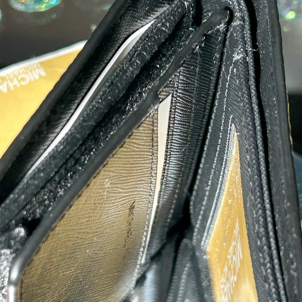 Michael Kors Black Key & Card Holder Pebbled Leather 4.5” x 4” NWT - Picture 9 of 12